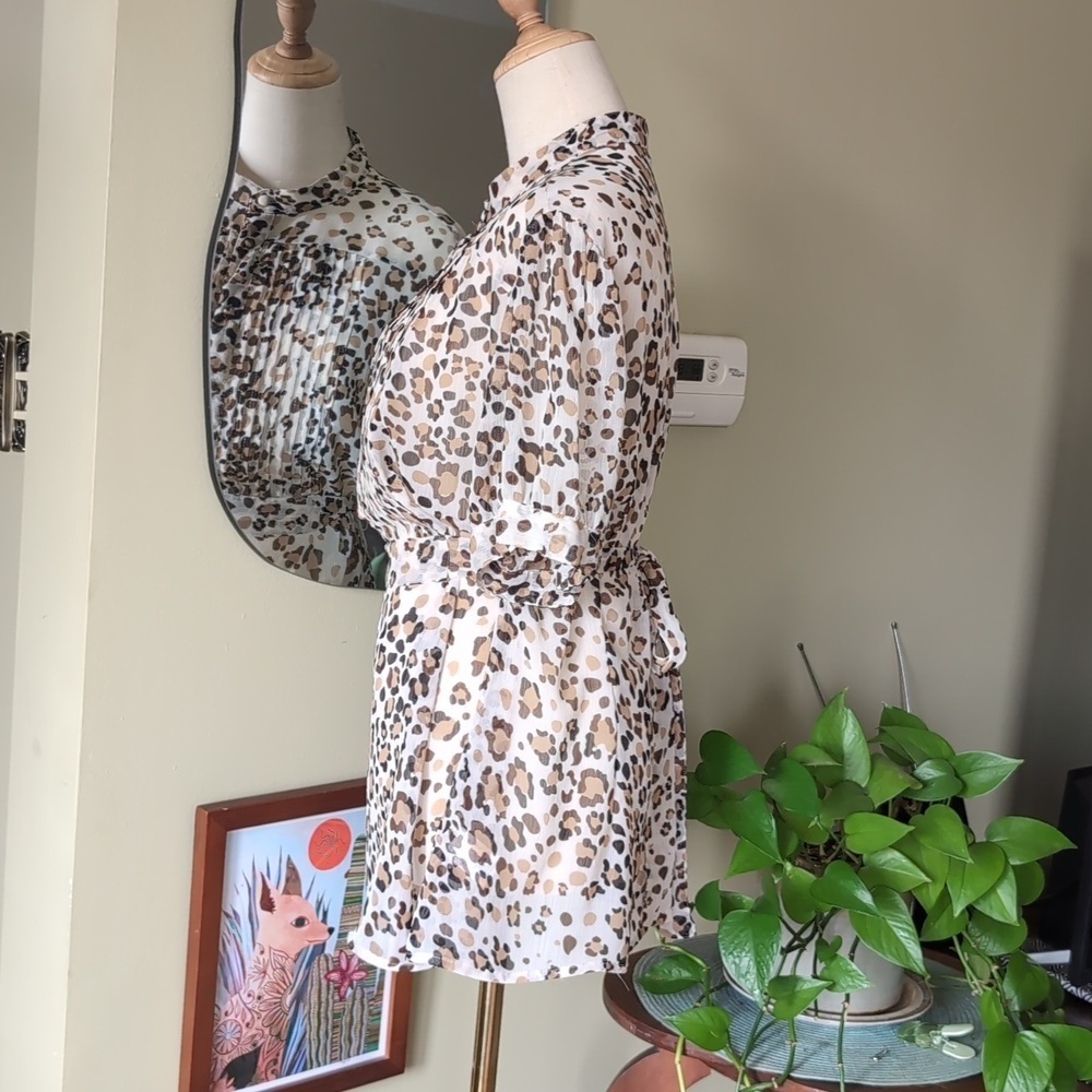 Apt. 9 Leopard Print Pleated Surplice Blouse 1X GUC - Picture 9 of 13